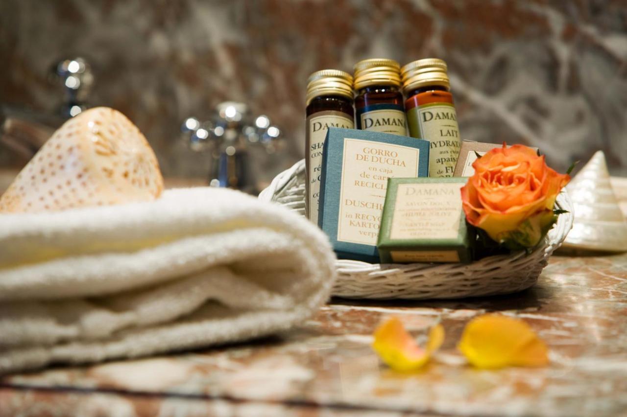 Relais Bourgondisch Cruyce, A Luxe Worldwide Hotel Брюгге Экстерьер фото
